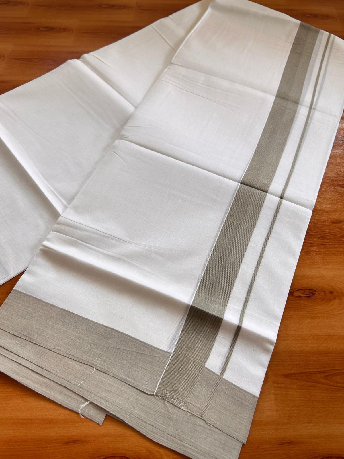 Pure White Double Mundu/Dhoti - 20% Discount ! Kaitharikada Pure Cotton - 100x80 - 1.5 inch Grey Kara 3.80 mtr (8 muzham) - 5 KK5523 MC