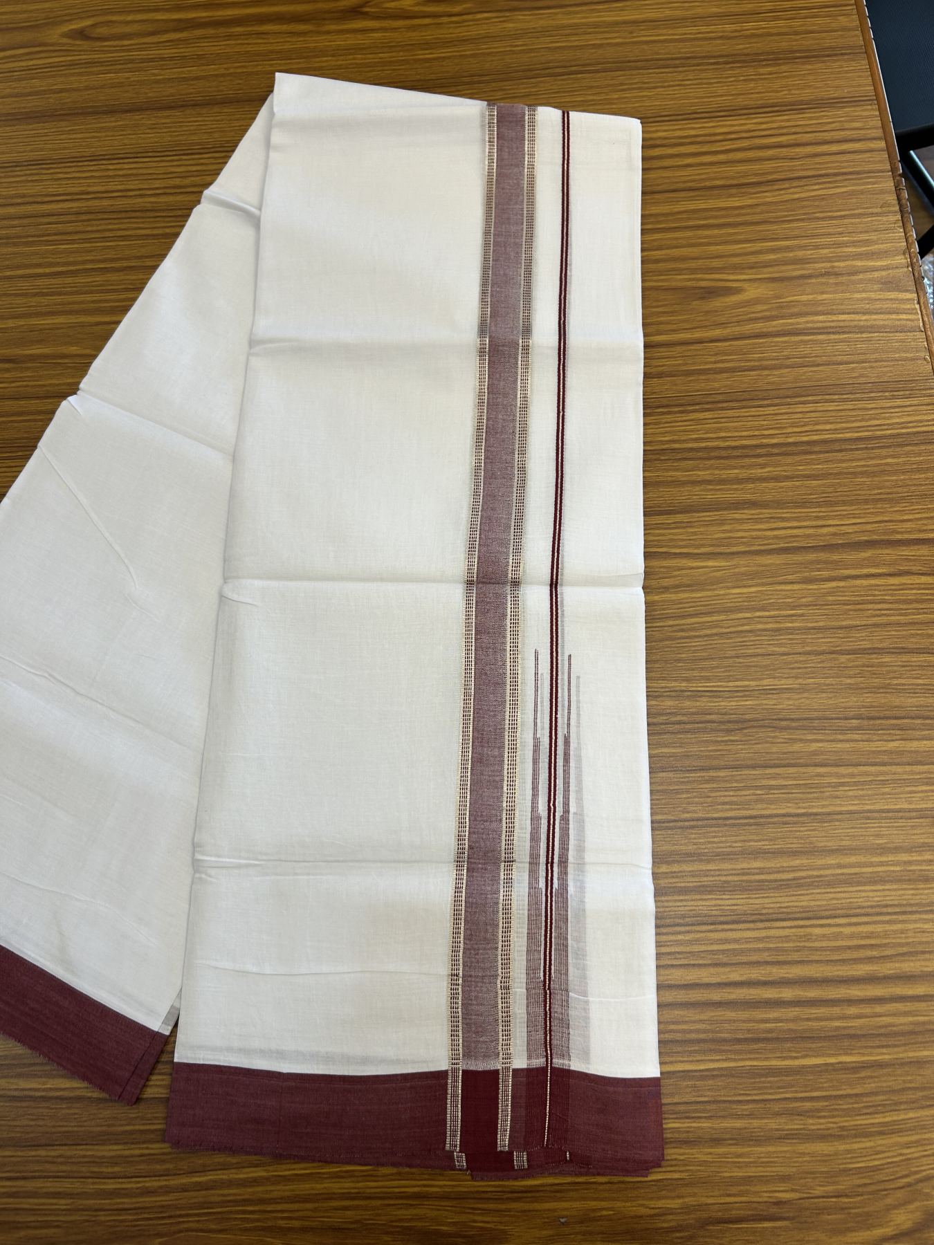 20% Discount! KaithariKada Balaramapuram 100% Cotton Double Pure white Mundu/Dhoti- 100X80 - 1.25 inch Puliyilakkara Silver Kasav & Maroon Chutty Kara - 4 mtr ( 8.5 muzham) - 62 KK5341 VIN