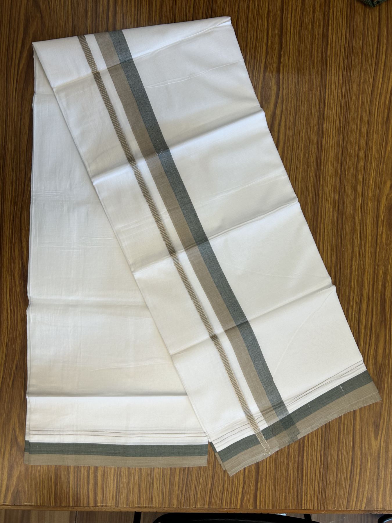 20% Discount! KaithariKada Balaramapuram 100% Cotton Double Pure white Mundu/Dhoti - 100X80 - 1.25 inch Silver Kasav Green & Dark Khaki shaded kara - 4 mtr ( 8.5 muzham) - 94 KK5341 VIN