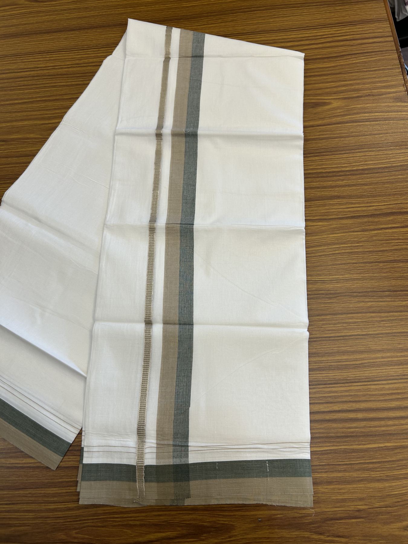 20% Discount! KaithariKada Balaramapuram 100% Cotton Double Pure white Mundu/Dhoti - 100X80 - 1.25 inch Silver Kasav Green & Dark Khaki shaded kara - 4 mtr ( 8.5 muzham) - 94 KK5341 VIN