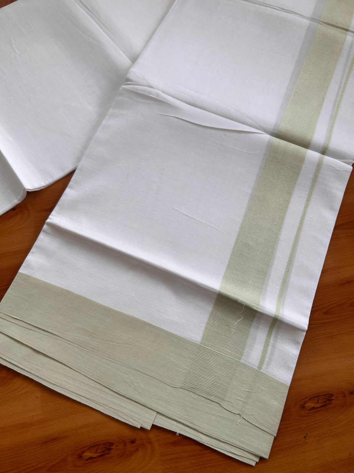 Pure White Double Mundu/Dhoti - 20% Discount ! Kaitharikada Pure Cotton - 100x80 - 1.5 inch Light Pista green Kara 3.80 mtr (8 muzham) - 17 KK5523 MC