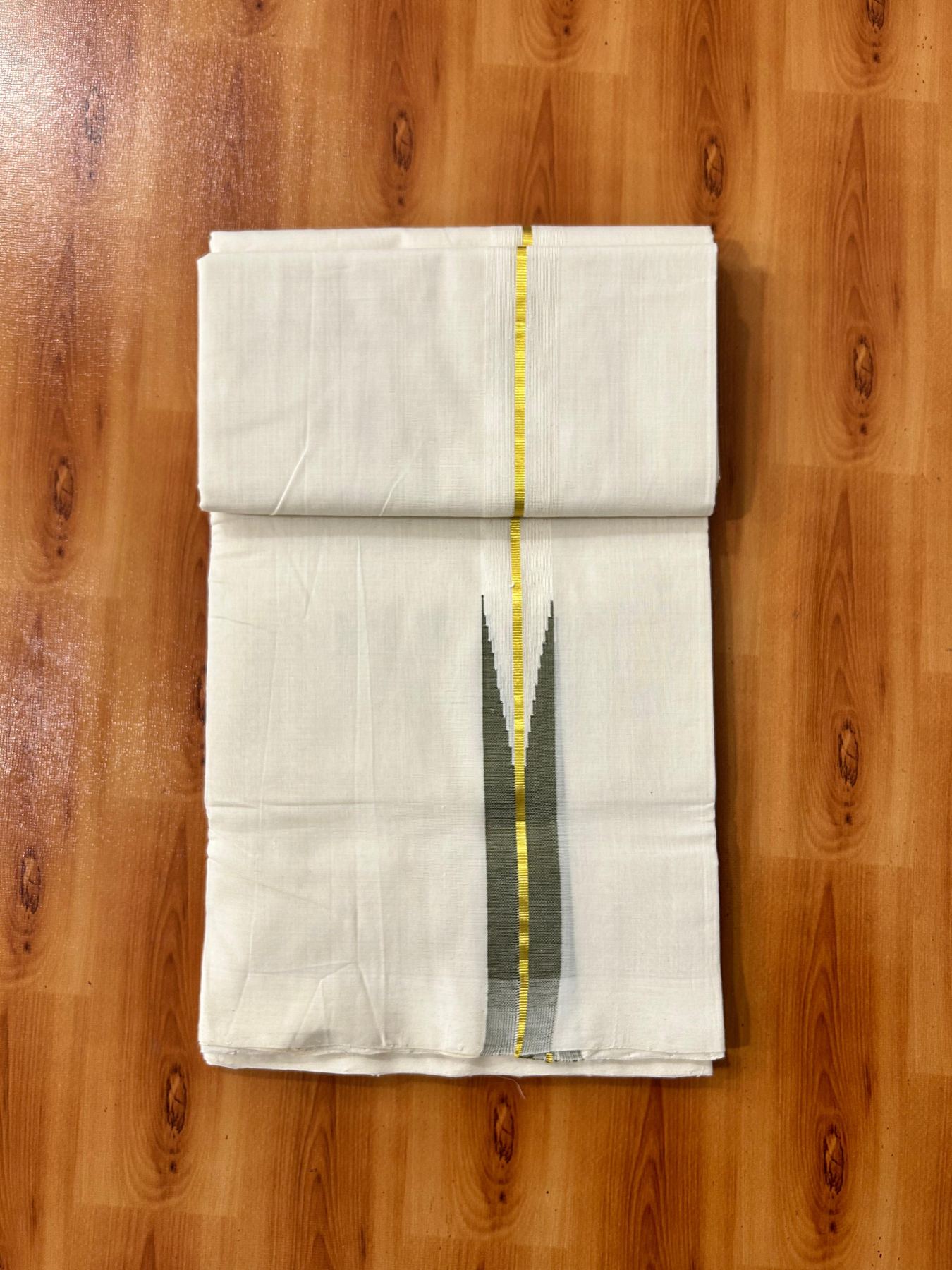 Double Off White Dhoti - 25% Discount! KaithariKada Kerala Handloom Unakkupaav - 100% Pure Cotton 100x80 - 1.25 inch Gold Kasav & Olive Green Puliyilakkara Chutty 3.60 mtr (8 muzham) - 2 KK5488 REA