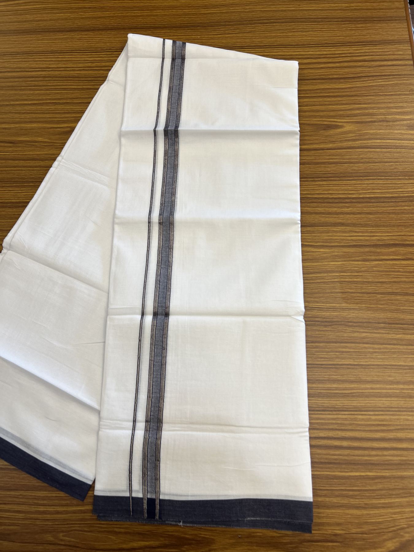 20% Discount! KaithariKada Balaramapuram 100% Cotton Double Pure white Mundu/Dhoti- 100X80 - 0.75 inch Silver Kasav & Navy Blue Striped kara - 4 mtr ( 8.5 muzham) - 19 KK5341 VIN