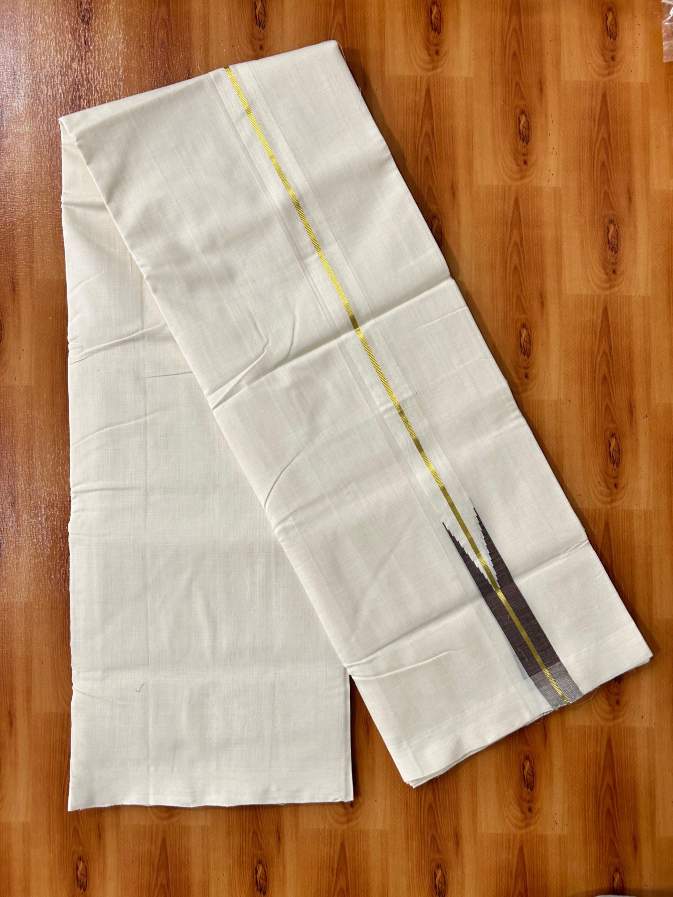 Double Off White Dhoti - 25% Discount! KaithariKada Kerala Handloom Unakkupaav - 100% Pure Cotton 100x80 - 1.25 inch Gold Kasav & Brown Puliyilakkara Chutty 3.60 mtr (8 muzham) - 5 KK5488 REA