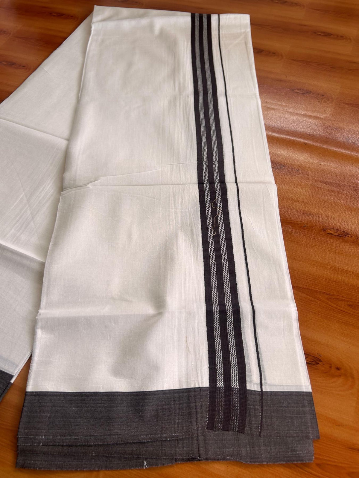 Pure White Double Mundu/Dhoti - 20% Discount ! Kaitharikada Pure Cotton - 100x80 - 1.25 inch Dark Brown striped Kara 3.80 mtr (8 muzham) - 39 KK5523 MC