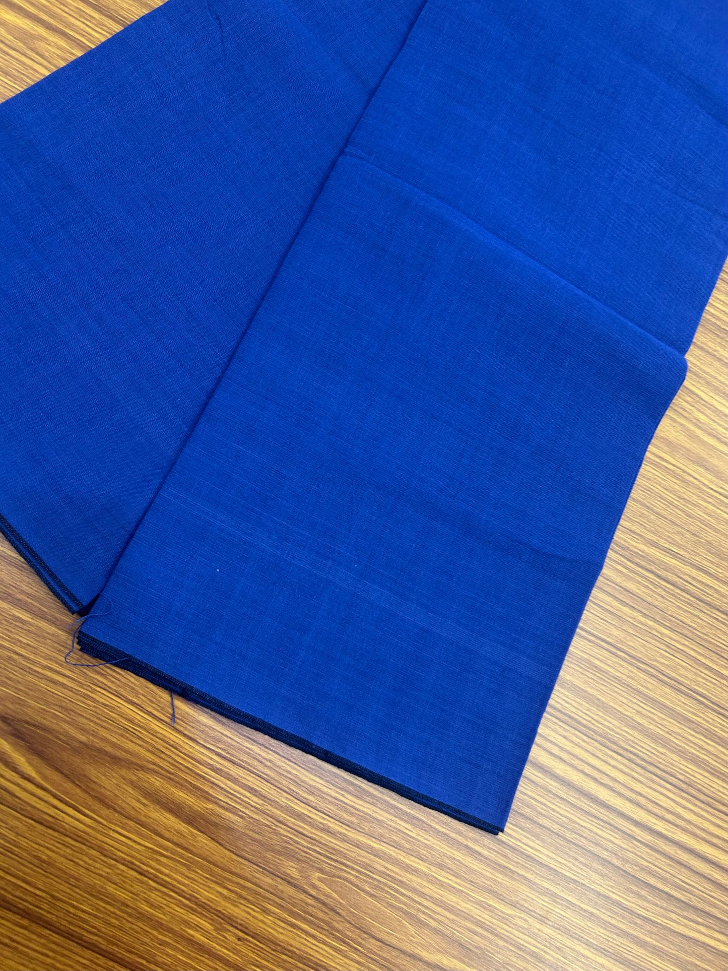 Premium Kathar Type Mund Pure cotton - Kaitharikada - Single Kaily / Lungi - 0.1 inch Black thin kara Border with Blue colour body (2 meter / 4 muzham) - 55 KK8050 MUT