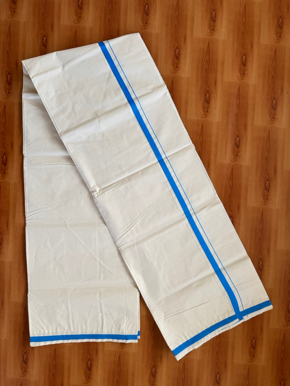 Single Off white 100% Pure Cotton Mundu/Dhoti (Unbleached) - KaithariKada (40s) - 1 cm Light Blue Kara (2 meter / 4 muzham) - 4 KK5472 MC