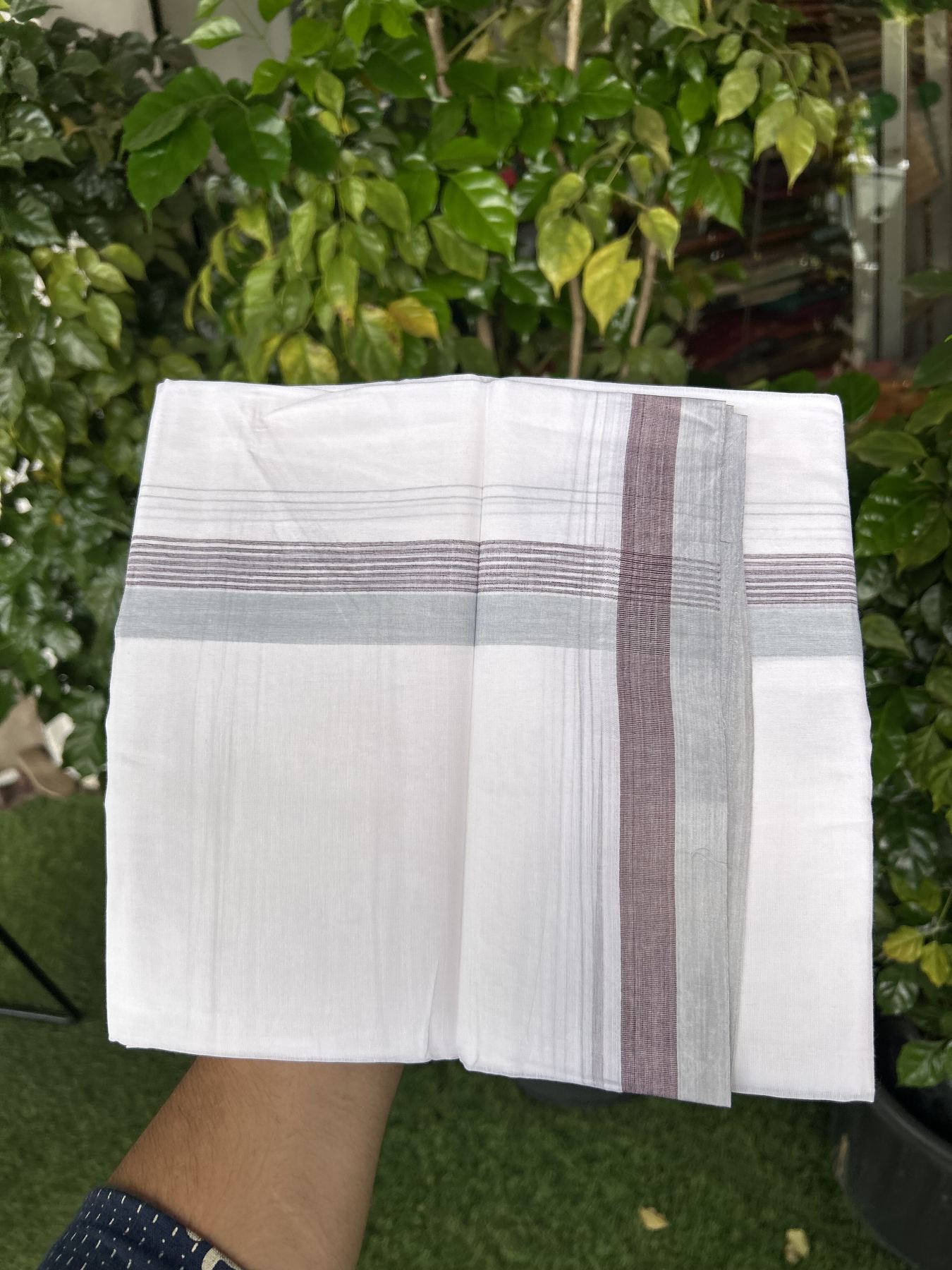 20% Discount! KaithariKada Balaramapuram 100% Cotton Double Pure white Mundu/Dhoti- 100X80 - 1.5 inch Ash & Brown kara - 4 mtr ( 8.5 muzham) - 11 KK5341 VIN