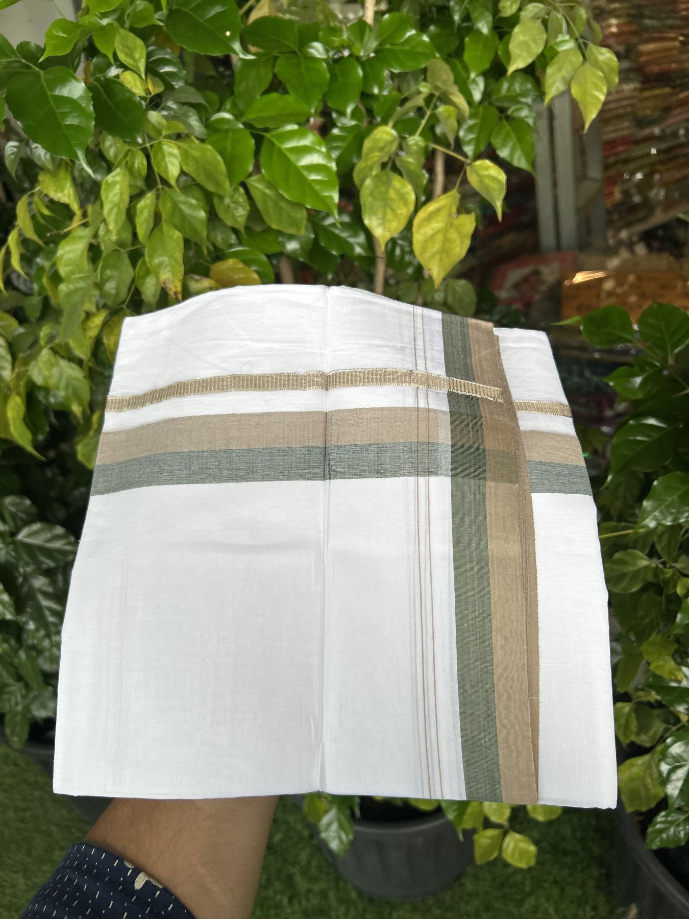 20% Discount! KaithariKada Balaramapuram 100% Cotton Double Pure white Mundu/Dhoti - 100X80 - 1.25 inch Silver Kasav Green & Dark Khaki shaded kara - 4 mtr ( 8.5 muzham) - 94 KK5341 VIN
