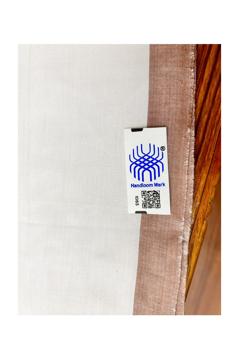 Ultimate HANDLOOM-Kaitharikada Kalamachal-Government Sealed & HALLMARKED-100% PURE COTTON! Pure WHITE SINGLE Mundu / Dhoti (2 meter / 4 muzham).