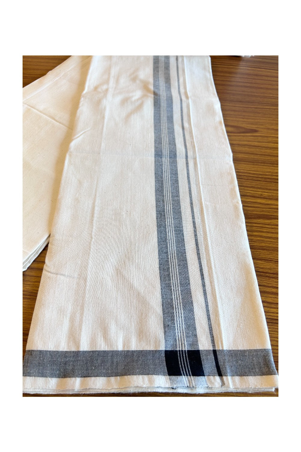 30% Discount KaithariKada 100% Cotton Balaramapuram HANDLOOM Single Mundu/Dhoti - Off White (Unbleached) 2inch (2 meter / 4 muzham) Black Kara Stripes-324
